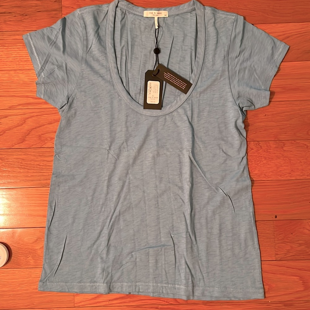 Rag & Bone women’s u neck tee size small NWT
